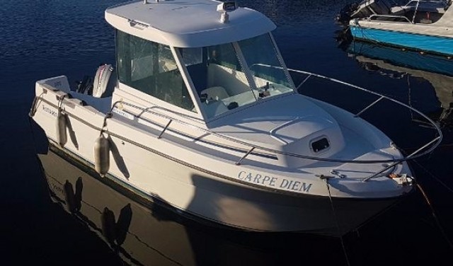Rent a boat Antares 600 - Split