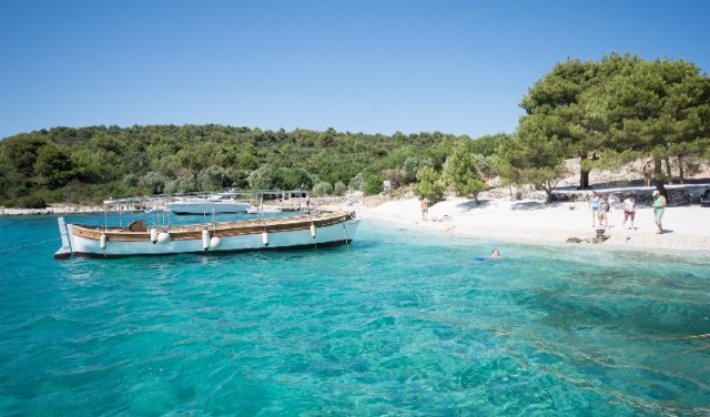 Three Islands - day tour from Split / Trogir