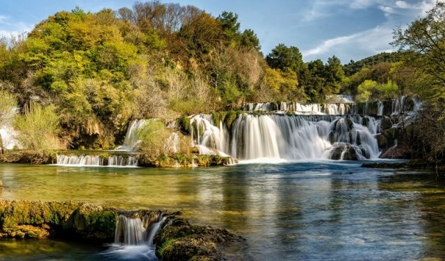 Magic tour - Krka waterfalls and Blue lagoon from Split (Croatia)