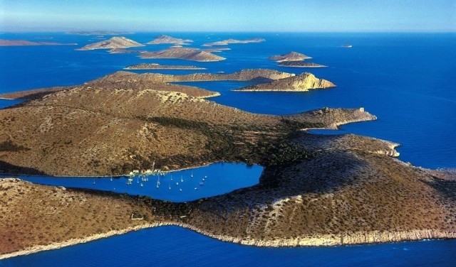 Panoramic flight of Kornati islands from Sinj (Split) and island Brac