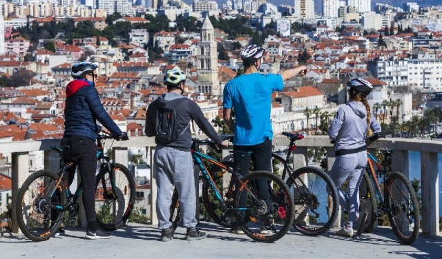Marjan Radtour - Split