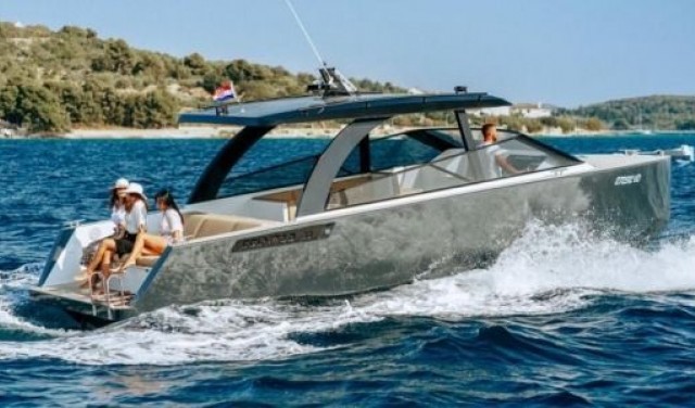 Rent a boat Colnago 33 - Vodice (Šibenik)