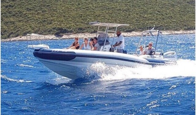 Rent a boat Marlin 790 Dynamic - Split